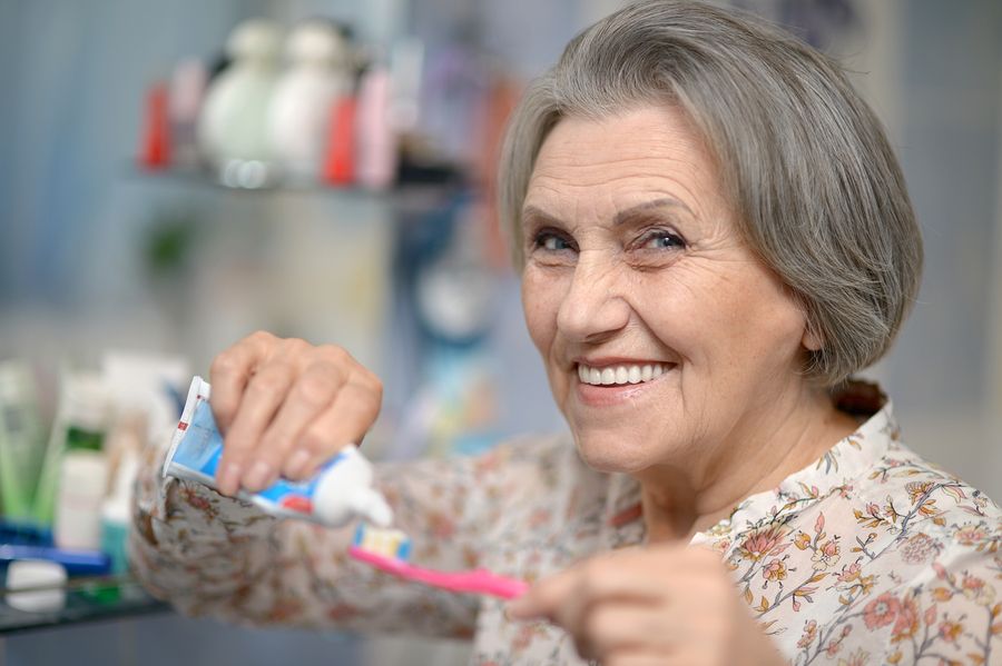 Companion Care at Home: Symptoms of Receding Gums to Watch Out For