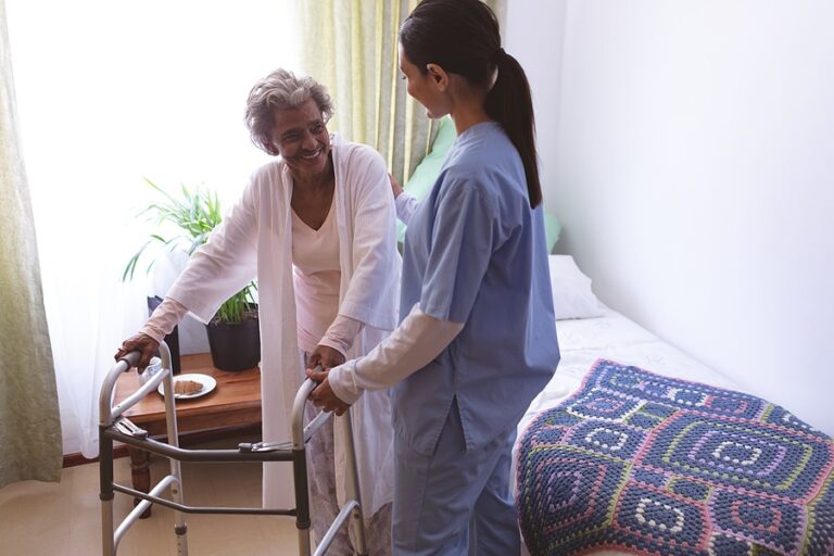 Home Care Roswell, GA - Supporting Seniors with Life-Changing Medical Diagnoses